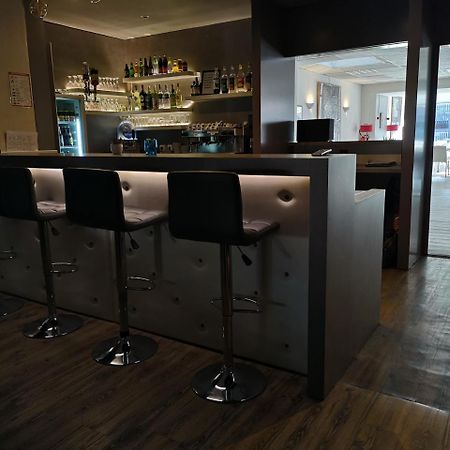 Yes Hotel Avignon Ngoại thất bức ảnh