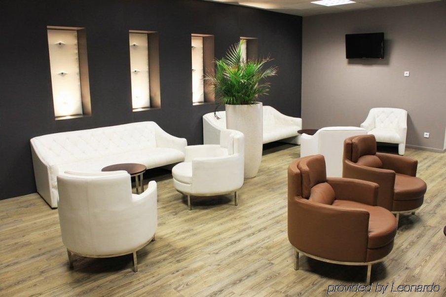 Yes Hotel Avignon Ngoại thất bức ảnh