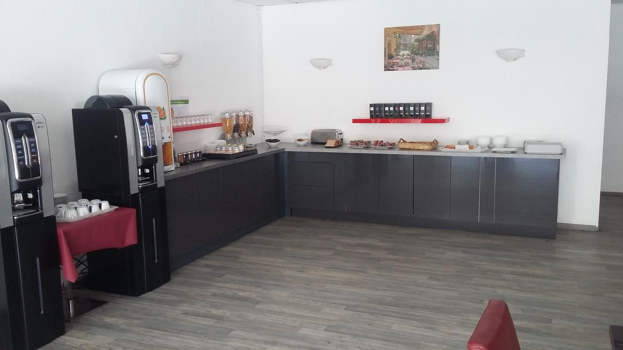 Yes Hotel Avignon Ngoại thất bức ảnh